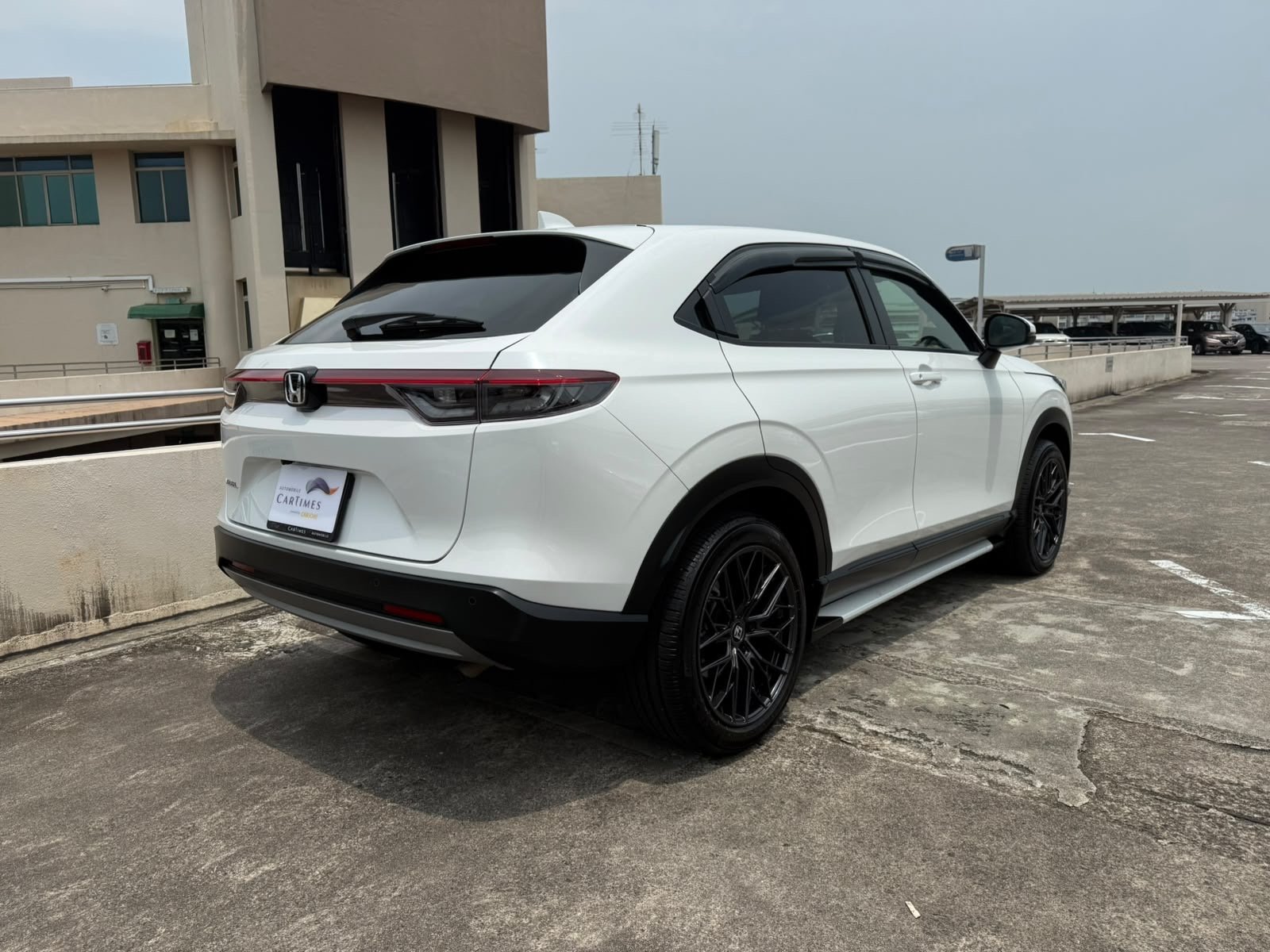 Honda Vezel 1.5 G photo 2